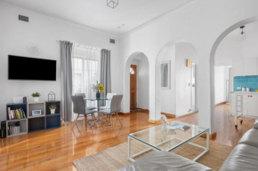 Escape Winter in Bondi - 2mins to Beach, Sydney